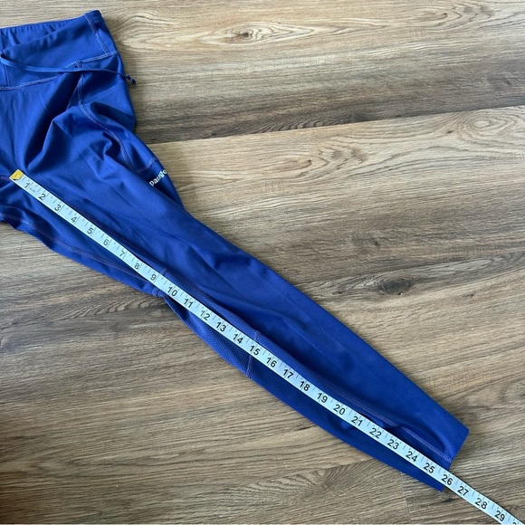 Patagonia NetPlus Leggings Womens Small Navy Blue Pants Pockets Logo Active 26” - Picture 7 of 8